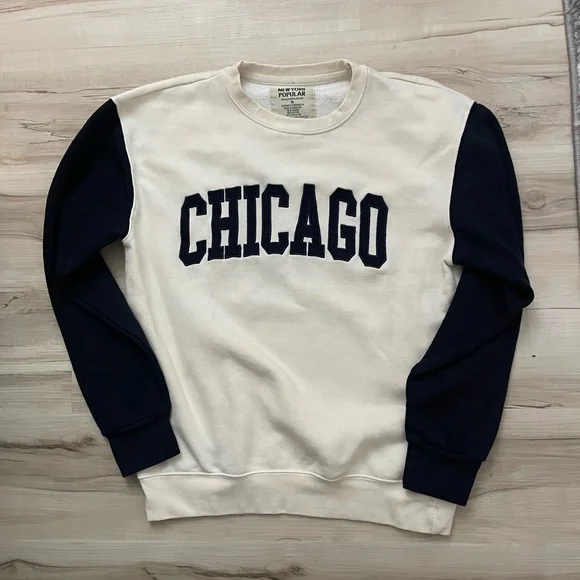Ralph Lauren Cream and Navy Crewneck Sweater - Picture 1 of 2